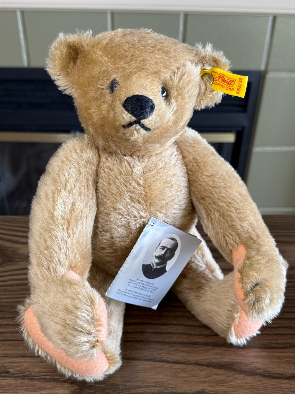 Steiff Teddy Bear 1904 Replica Golden Brown 13” Growler w/Button & Tags 0155/32